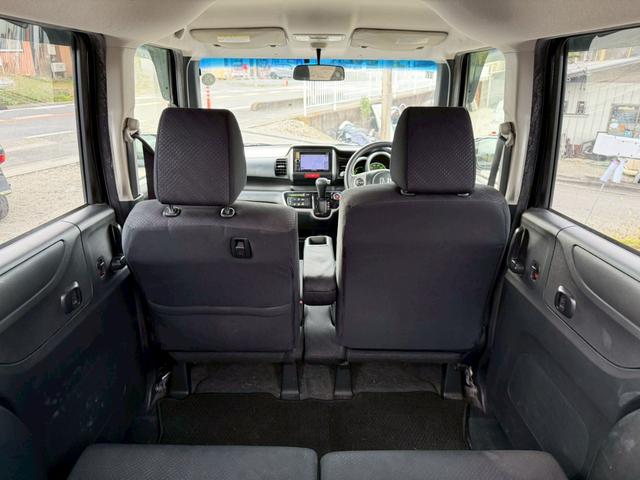 Ｎ－ＢＯＸ Ｇ　ＳＳパッケージ　スマートキー　プッシュスタート　ナビ　テレビ　ＥＴＣ　バックカメラ　両側パワスラ　純正アルミ（30枚目）