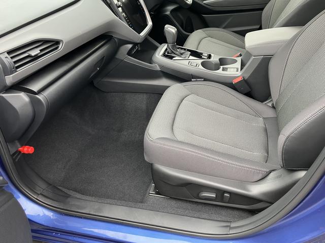 クロストレック リミテッド　元社用車　ＥＴＣ２．０　２年間走行距離無制限保証部分（23枚目）