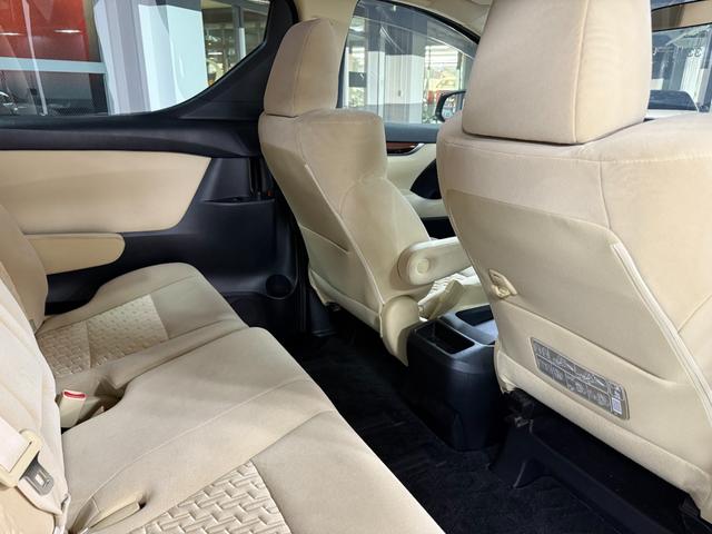 ヴェルファイア 2.5X ・両側パワースライドドア(14枚目)