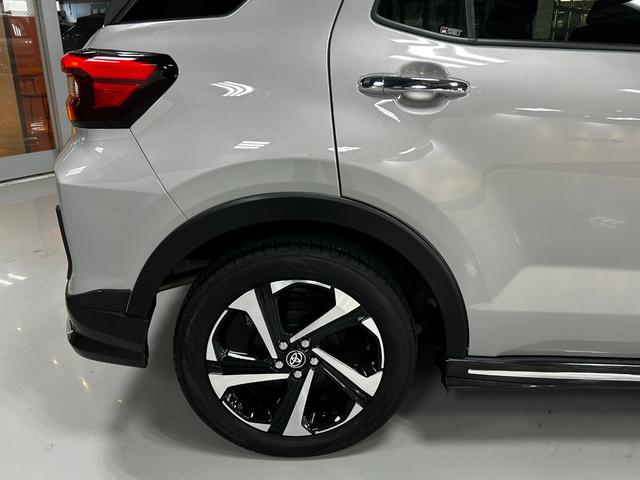 ライズ Z 9インチディスプレイオーディオ・フルセグTV・アラウンドビューモニター・ブラインドスポットモニター・フロント・リヤ・サイド純正エアロ・シートヒーター(14枚目)