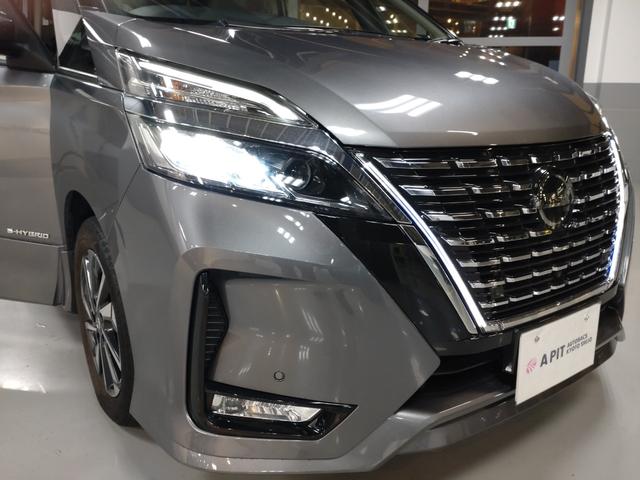 セレナ ハイウェイスターＶ　プロパイロット・両側パワスラ・マルチビューモニター・純正ナビ・１６インチアルミ・（10枚目）