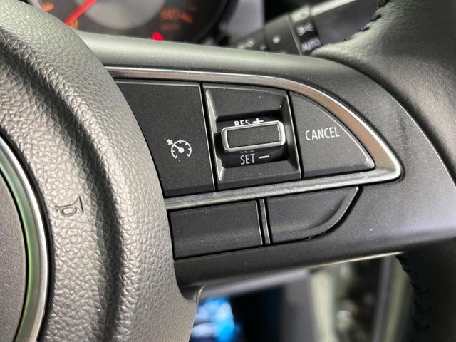 XC 4WD ターボ 禁煙車 衝突軽減装置 SDナビ クルコン シートヒーター LEDヘッド 車線逸脱警報 16インチアルミ 革巻きステアリングホイール オートライト スマートキー ヘッドランプウォッシャー(4枚目)