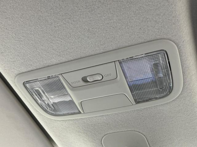 Ｌ　８型ＳＤナビ　ホンダセンシング　禁煙車　両側電動ドア　シートヒーター　ＬＥＤヘッド　Ｂｌｕｔｏｏｔｈ再生　バックカメラ　ＥＴＣ　スマートキー　ドラレコ　オートエアコン　電動格納ミラー　横滑り防止装置(39枚目)