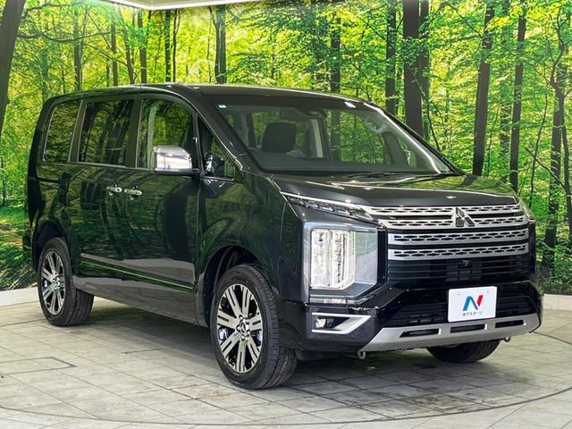 デリカＤ：５ Ｐ　４ＷＤ　登録済未使用車　全周囲カメラ　ｅ－アシスト　両側電動ドア　電動リアゲート　パワーシート　シートヒーター　ブラインドスポットモニター　ＬＥＤヘッド／フォグ　純正１８インチＡＷ　ＡＣ１００Ｖ電源（18枚目）