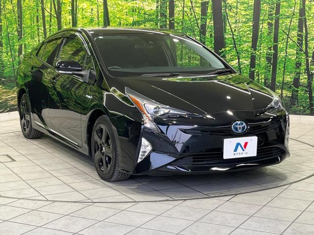 プリウス Ｓツーリングセレクション　純正９型ナビ　バックカメラ　セーフティセンス　禁煙車　シートヒーター　コーナーセンサー　スマートキー　ＥＴＣ　ＬＥＤヘッド　オートライト　純正１７インチＡＷ　フルセグＴＶ　Ｂｌｕｅｔｏｏｔｈ（16枚目）