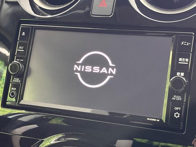 ノート ｅ－パワー　Ｘ　Ｖセレクション　純正ＳＤナビ　全周囲カメラ　エマージェンシーブレーキ　禁煙車　ドラレコ　スマートキー　ＬＥＤヘッド　オートライト　デュアルオートエアコン　純正１５インチＡＷ　フルセグＴＶ　Ｂｌｕｅｔｏｏｔｈ再生（3枚目）
