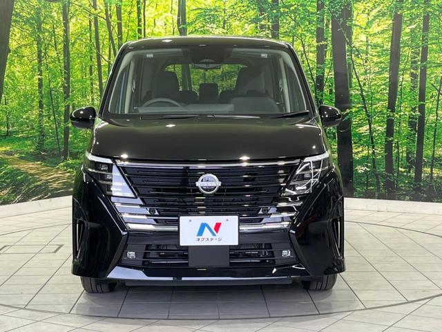 セレナ ｅ－パワー　ハイウェイスターＶ　登録済未使用車　両側電動スライド　純正１２型ナビ　全周囲カメラ　エマージェンシーブレーキ　プロパイロット　ハーフレザーシート　ＥＴＣ２．０　スマートキー　ＬＥＤヘッド　オートライト　純正１６インチＡＷ（15枚目）