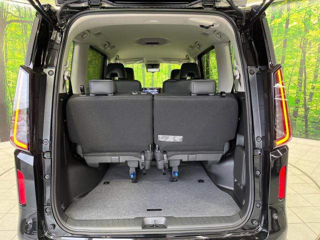 セレナ ｅ－パワー　ハイウェイスターＶ　登録済未使用車　両側電動スライド　純正１２型ナビ　全周囲カメラ　エマージェンシーブレーキ　プロパイロット　ハーフレザーシート　ＥＴＣ２．０　スマートキー　ＬＥＤヘッド　オートライト　純正１６インチＡＷ（45枚目）