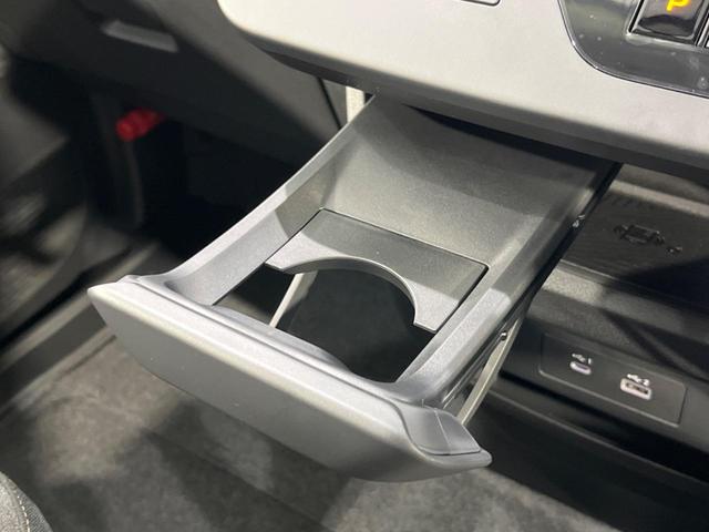 セレナ ｅ－パワー　ハイウェイスターＶ　登録済未使用車　両側電動スライド　純正１２型ナビ　全周囲カメラ　エマージェンシーブレーキ　プロパイロット　ハーフレザーシート　ＥＴＣ２．０　スマートキー　ＬＥＤヘッド　オートライト　純正１６インチＡＷ（65枚目）
