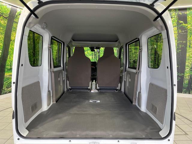 エブリイ ＰＡ　両側スライド　セーフティサポート　禁煙車　クリアランスソナー　オートライト　ダイヤル式エアコン　プライバシーガラス　横滑り防止装置　衝突安全ボディー　ＡＢＳ　パワーステアリング（10枚目）