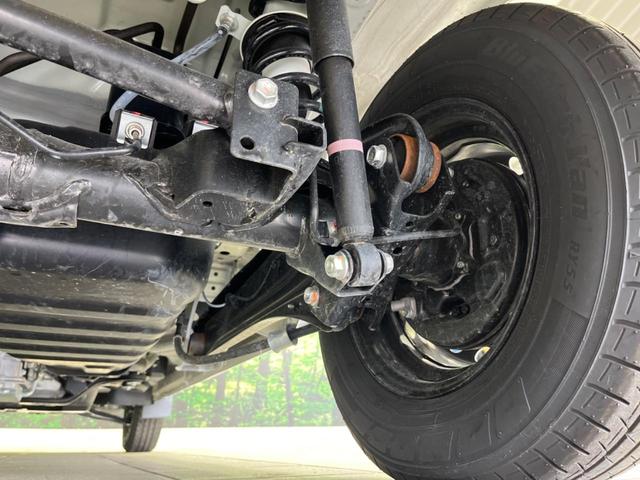 エブリイ ＰＡ　両側スライド　セーフティサポート　禁煙車　クリアランスソナー　オートライト　ダイヤル式エアコン　プライバシーガラス　横滑り防止装置　衝突安全ボディー　ＡＢＳ　パワーステアリング（21枚目）