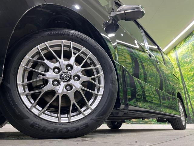 ヴォクシー ハイブリッドＺＳ　煌ＩＩＩ　後期　両側電動スライド　純正９型ナビ　後席モニター　バックカメラ　セーフティセンス　禁煙車　ハーフレザーシート　ドラレコ　スマートキー　ＥＴＣ　ＬＥＤヘッド　オートライト　オートエアコン（14枚目）