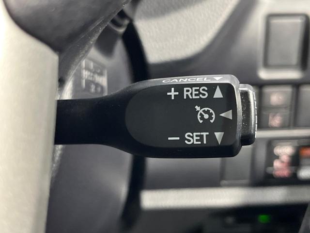 ヴォクシー ハイブリッドＺＳ　煌ＩＩＩ　後期　両側電動スライド　純正９型ナビ　後席モニター　バックカメラ　セーフティセンス　禁煙車　ハーフレザーシート　ドラレコ　スマートキー　ＥＴＣ　ＬＥＤヘッド　オートライト　オートエアコン（67枚目）