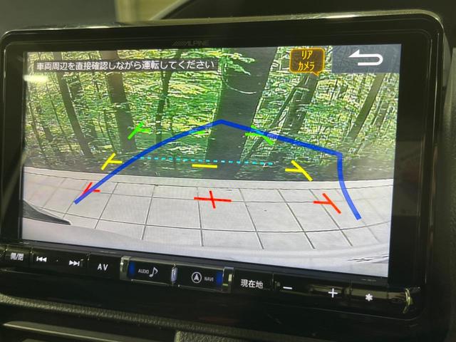 エスクァイア Gi プレミアムパッケージ ブラックテーラード 後期 両側電動スライド BIG-X9型ナビ 後席モニター バックカメラ セーフティセンス 禁煙車 ETC ドラレコ スマートキー シートヒーター ハーフレザーシート LEDヘッド オートライト(5枚目)