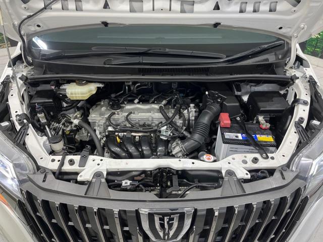 エスクァイア Gi プレミアムパッケージ ブラックテーラード 後期 両側電動スライド BIG-X9型ナビ 後席モニター バックカメラ セーフティセンス 禁煙車 ETC ドラレコ スマートキー シートヒーター ハーフレザーシート LEDヘッド オートライト(18枚目)