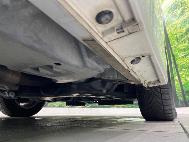 エスクァイア Gi プレミアムパッケージ ブラックテーラード 後期 両側電動スライド BIG-X9型ナビ 後席モニター バックカメラ セーフティセンス 禁煙車 ETC ドラレコ スマートキー シートヒーター ハーフレザーシート LEDヘッド オートライト(22枚目)