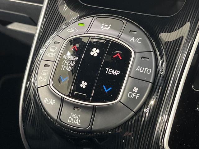 エスクァイア Gi プレミアムパッケージ ブラックテーラード 後期 両側電動スライド BIG-X9型ナビ 後席モニター バックカメラ セーフティセンス 禁煙車 ETC ドラレコ スマートキー シートヒーター ハーフレザーシート LEDヘッド オートライト(39枚目)