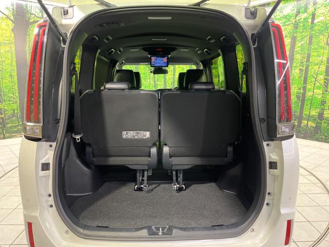 エスクァイア Gi プレミアムパッケージ ブラックテーラード 後期 両側電動スライド BIG-X9型ナビ 後席モニター バックカメラ セーフティセンス 禁煙車 ETC ドラレコ スマートキー シートヒーター ハーフレザーシート LEDヘッド オートライト(54枚目)