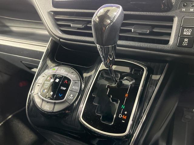 エスクァイア Gi プレミアムパッケージ ブラックテーラード 後期 両側電動スライド BIG-X9型ナビ 後席モニター バックカメラ セーフティセンス 禁煙車 ETC ドラレコ スマートキー シートヒーター ハーフレザーシート LEDヘッド オートライト(57枚目)