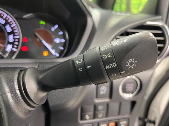 エスクァイア Gi プレミアムパッケージ ブラックテーラード 後期 両側電動スライド BIG-X9型ナビ 後席モニター バックカメラ セーフティセンス 禁煙車 ETC ドラレコ スマートキー シートヒーター ハーフレザーシート LEDヘッド オートライト(64枚目)