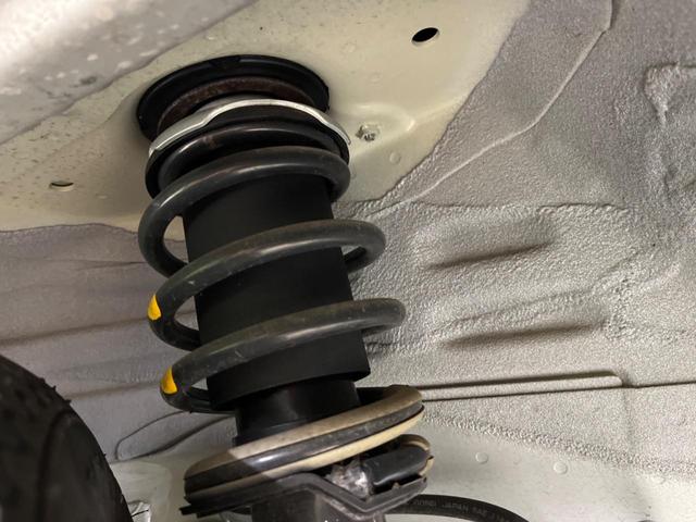 キャリイトラック KCエアコン・パワステ MT車 デュアルカメラブレーキサポート 禁煙車 コーナーセンサー オートライト ダイヤル式エアコン ドアバイザー(18枚目)