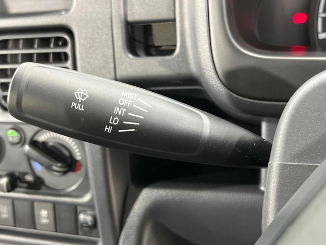 キャリイトラック KCエアコン・パワステ MT車 デュアルカメラブレーキサポート 禁煙車 コーナーセンサー オートライト ダイヤル式エアコン ドアバイザー(45枚目)