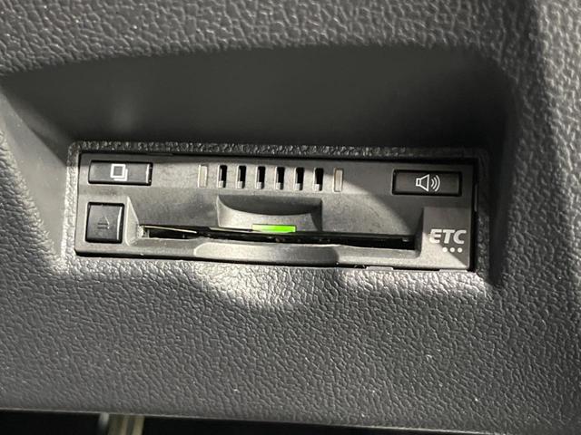 プリウス Sセーフティプラス 純正ナビ バックカメラ セーフティセンス 禁煙車 ETC ドラレコ スマートキー パークアシスト LEDヘッド オートライト オートエアコン 純正15インチAW Bluetooth再生 フルセグ(6枚目)