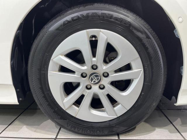 プリウス Sセーフティプラス 純正ナビ バックカメラ セーフティセンス 禁煙車 ETC ドラレコ スマートキー パークアシスト LEDヘッド オートライト オートエアコン 純正15インチAW Bluetooth再生 フルセグ(30枚目)