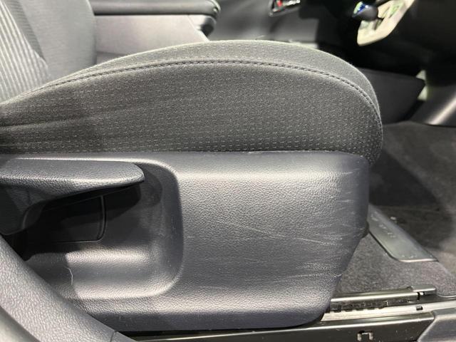 プリウス Sセーフティプラス 純正ナビ バックカメラ セーフティセンス 禁煙車 ETC ドラレコ スマートキー パークアシスト LEDヘッド オートライト オートエアコン 純正15インチAW Bluetooth再生 フルセグ(34枚目)