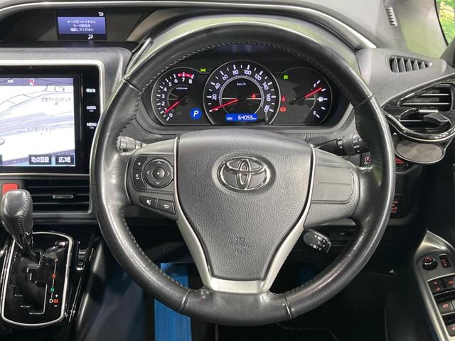 ノア Si ダブルバイビー 後期 モデリスタエアロ 両側電動スライド 純正10型ナビ 後席モニター バックカメラ セーフティセンス 禁煙車 ハーフレザーシート ETC ドラレコ スマートキー LEDヘッド オートライト(12枚目)