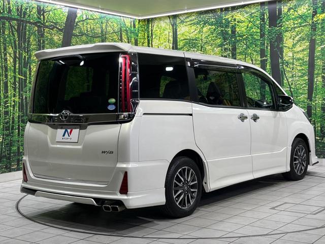ノア Si ダブルバイビー 後期 モデリスタエアロ 両側電動スライド 純正10型ナビ 後席モニター バックカメラ セーフティセンス 禁煙車 ハーフレザーシート ETC ドラレコ スマートキー LEDヘッド オートライト(18枚目)