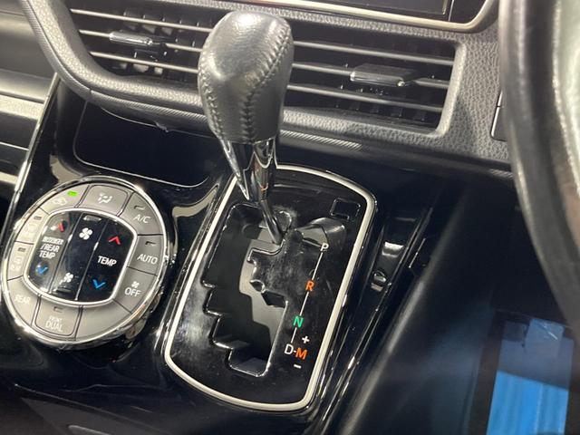 ノア Si ダブルバイビー 後期 モデリスタエアロ 両側電動スライド 純正10型ナビ 後席モニター バックカメラ セーフティセンス 禁煙車 ハーフレザーシート ETC ドラレコ スマートキー LEDヘッド オートライト(61枚目)