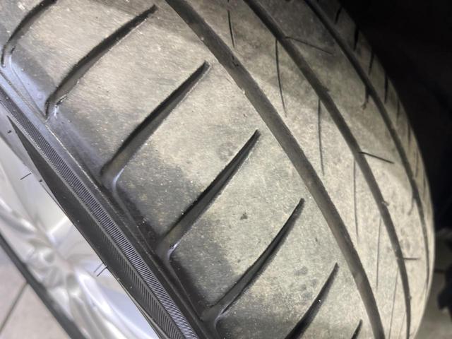 アルファード ２．５Ｓ　ムーンルーフ　後期　両側電動スライド　純正９型ナビ　後席モニター　バックカメラ　セーフティセンス　禁煙車　ドラレコ　スマートキー　ＥＴＣ　ＬＥＤヘッド　オートライト　純正１８インチＡＷ　オートエアコン（26枚目）