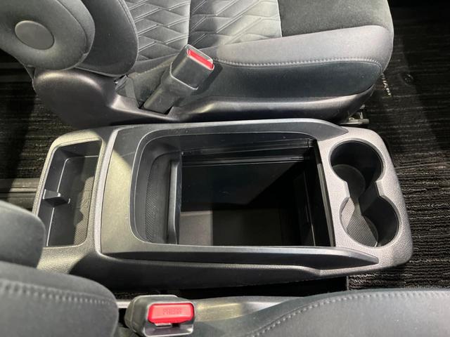 アルファード ２．５Ｓ　ムーンルーフ　後期　両側電動スライド　純正９型ナビ　後席モニター　バックカメラ　セーフティセンス　禁煙車　ドラレコ　スマートキー　ＥＴＣ　ＬＥＤヘッド　オートライト　純正１８インチＡＷ　オートエアコン（53枚目）