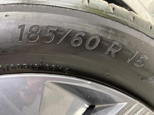 ノート Ｘ　純正９型ナビ　バックカメラ　エマージェンシーブレーキ　　禁煙車　ＥＴＣ　スマートキー　ＬＥＤヘッド　オートライト　オートエアコン　フルセグＴＶ　Ｂｌｕｅｔｏｏｔｈ再生　ＤＶＤ／ＣＤ再生（26枚目）