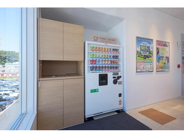 ノート Ｘ　純正９型ナビ　バックカメラ　エマージェンシーブレーキ　　禁煙車　ＥＴＣ　スマートキー　ＬＥＤヘッド　オートライト　オートエアコン　フルセグＴＶ　Ｂｌｕｅｔｏｏｔｈ再生　ＤＶＤ／ＣＤ再生（79枚目）