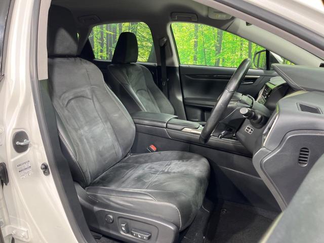 ＲＸ ＲＸ２００ｔ　ターボ　純正１２型ナビ　バックカメラ　セーフティシステムプラス　レーダークルーズ　禁煙車　電動リアゲート　半革シート　ドラレコ　スマートキー　三眼ＬＥＤヘッド　ＥＴＣ２．０　オートライト（8枚目）