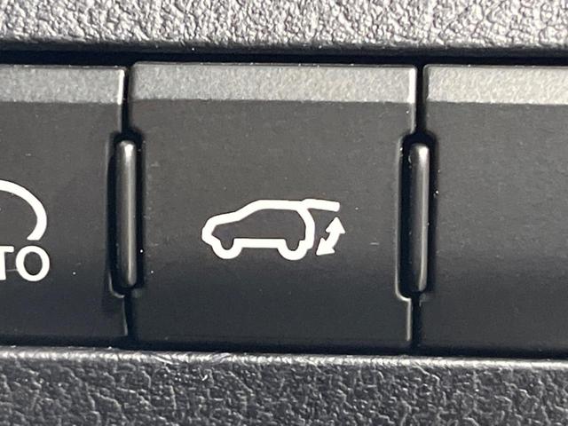 ＲＸ ＲＸ２００ｔ　ターボ　純正１２型ナビ　バックカメラ　セーフティシステムプラス　レーダークルーズ　禁煙車　電動リアゲート　半革シート　ドラレコ　スマートキー　三眼ＬＥＤヘッド　ＥＴＣ２．０　オートライト（49枚目）