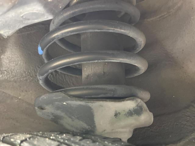 ＮＶ１００クリッパーリオ Ｇ　両側電動スライド　純正ナビ　バックカメラ　禁煙車　ＨＩＤヘッド　ＬＥＤフォグ　オートエアコン　純正１４インチＡＷ　フルセグＴＶ　ＣＤ再生　リモコンキー　盗難防止システム（20枚目）