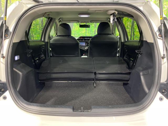 アクア G G’s 純正ナビ バックカメラ 禁煙車 クルコン ETC ハーフレザーシート シートヒーター ドラレコ スマートキー LEDヘッド オートライト オートエアコン 純正17インチAW フルセグTV(10枚目)