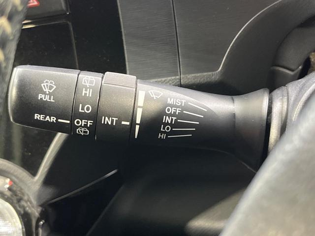 アクア G G’s 純正ナビ バックカメラ 禁煙車 クルコン ETC ハーフレザーシート シートヒーター ドラレコ スマートキー LEDヘッド オートライト オートエアコン 純正17インチAW フルセグTV(50枚目)