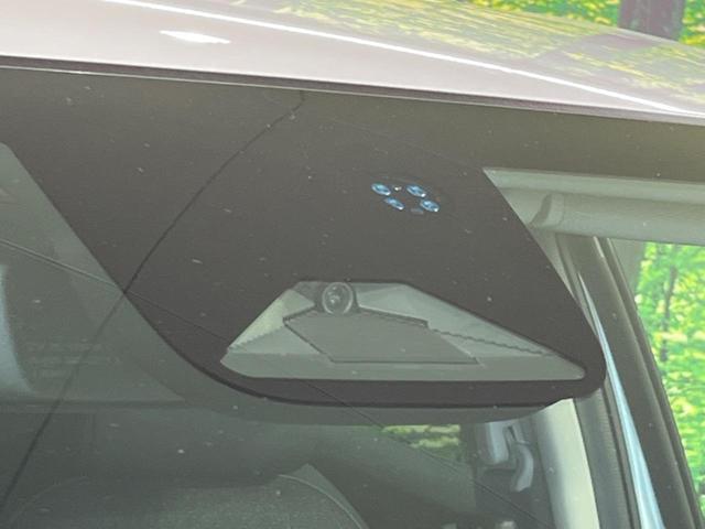 ヴェゼル e:HEV Z 登録済未使用車 純正9型ナビ 全周囲カメラ ホンダセンシング 電動リアゲート ハーフレザーシート ETC2.0 スマートキー LEDヘッド オートライト デュアルオートエアコン 純正18インチAW(6枚目)