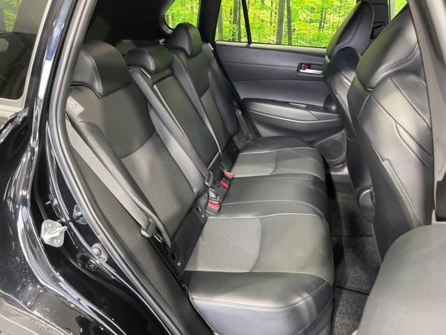 カローラクロス ハイブリッド Z ガラスルーフ 純正10型ナビ 全周囲カメラ セーフティセンス 禁煙車 電動リアゲート ハーフレザーシート パワーシート シートヒーター ドラレコ スマートキー LEDヘッド ルーフレール ETC2.0(9枚目)