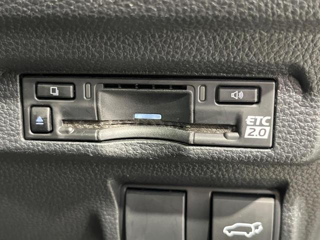 カローラクロス ハイブリッド Z ガラスルーフ 純正10型ナビ 全周囲カメラ セーフティセンス 禁煙車 電動リアゲート ハーフレザーシート パワーシート シートヒーター ドラレコ スマートキー LEDヘッド ルーフレール ETC2.0(48枚目)