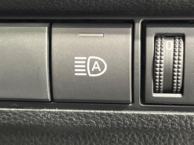 カローラクロス ハイブリッド Z ガラスルーフ 純正10型ナビ 全周囲カメラ セーフティセンス 禁煙車 電動リアゲート ハーフレザーシート パワーシート シートヒーター ドラレコ スマートキー LEDヘッド ルーフレール ETC2.0(50枚目)