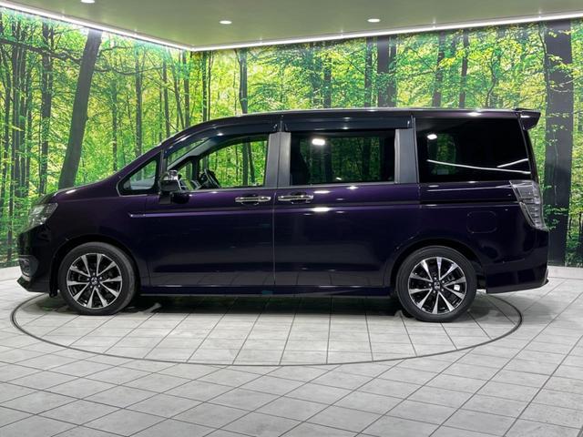 ステップワゴンスパーダ Z クールスピリット 両側電動スライド 純正ナビ バックカメラ 禁煙車 ハーフレザーシート スマートキー HIDヘッド ETC クルコン オートライト オートエアコン 純正17インチAW CD DVD再生 フルセグTV(25枚目)