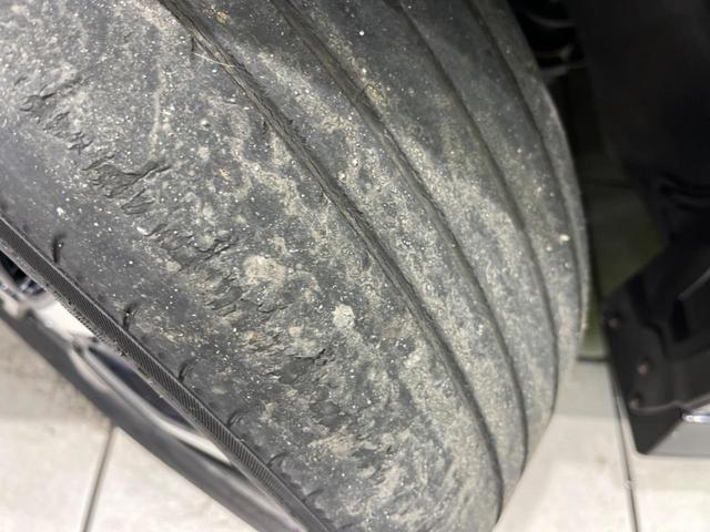 ステップワゴンスパーダ Z クールスピリット 両側電動スライド 純正ナビ バックカメラ 禁煙車 ハーフレザーシート スマートキー HIDヘッド ETC クルコン オートライト オートエアコン 純正17インチAW CD DVD再生 フルセグTV(28枚目)