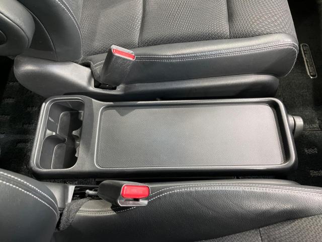 ステップワゴンスパーダ Z クールスピリット 両側電動スライド 純正ナビ バックカメラ 禁煙車 ハーフレザーシート スマートキー HIDヘッド ETC クルコン オートライト オートエアコン 純正17インチAW CD DVD再生 フルセグTV(54枚目)