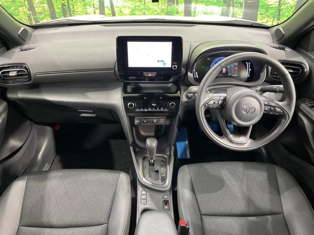ヤリスクロス Z 純正8型ナビ 全周囲カメラ セーフティセンス レーダークルーズ 禁煙車 ETC2.0 電動リアゲート ハーフレザーシート パワーシート ドラレコ スマートキー LEDヘッド オートマチックハイビーム(2枚目)