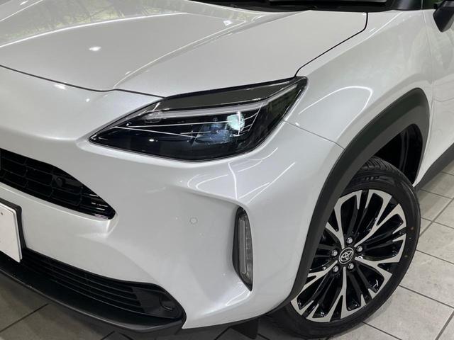 ヤリスクロス Z 純正8型ナビ 全周囲カメラ セーフティセンス レーダークルーズ 禁煙車 ETC2.0 電動リアゲート ハーフレザーシート パワーシート ドラレコ スマートキー LEDヘッド オートマチックハイビーム(26枚目)